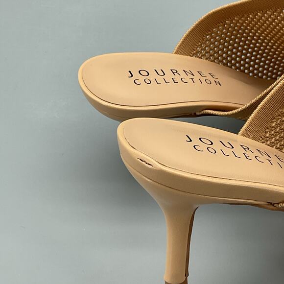 NEW Journee Collection Women’s Leighton Knit Slip on Sandals Beige Size 9 - Picture 8 of 11